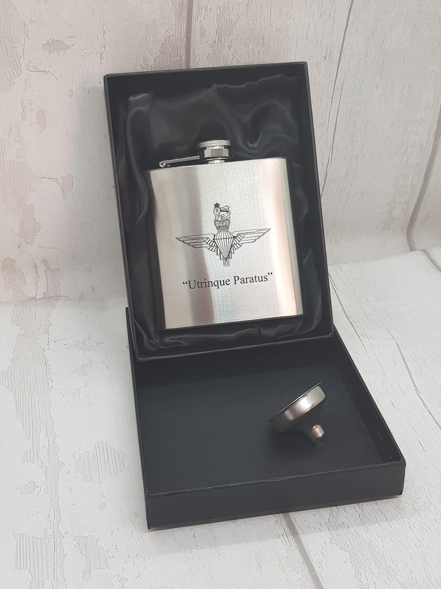 Parachute Regiment engraved hip flask - Bespoke Emerald Embroidery Ltd